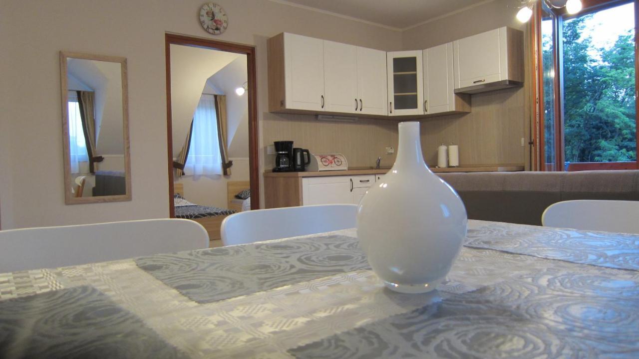 Appartment Kastelo Victoria Zalacsány Exterior foto